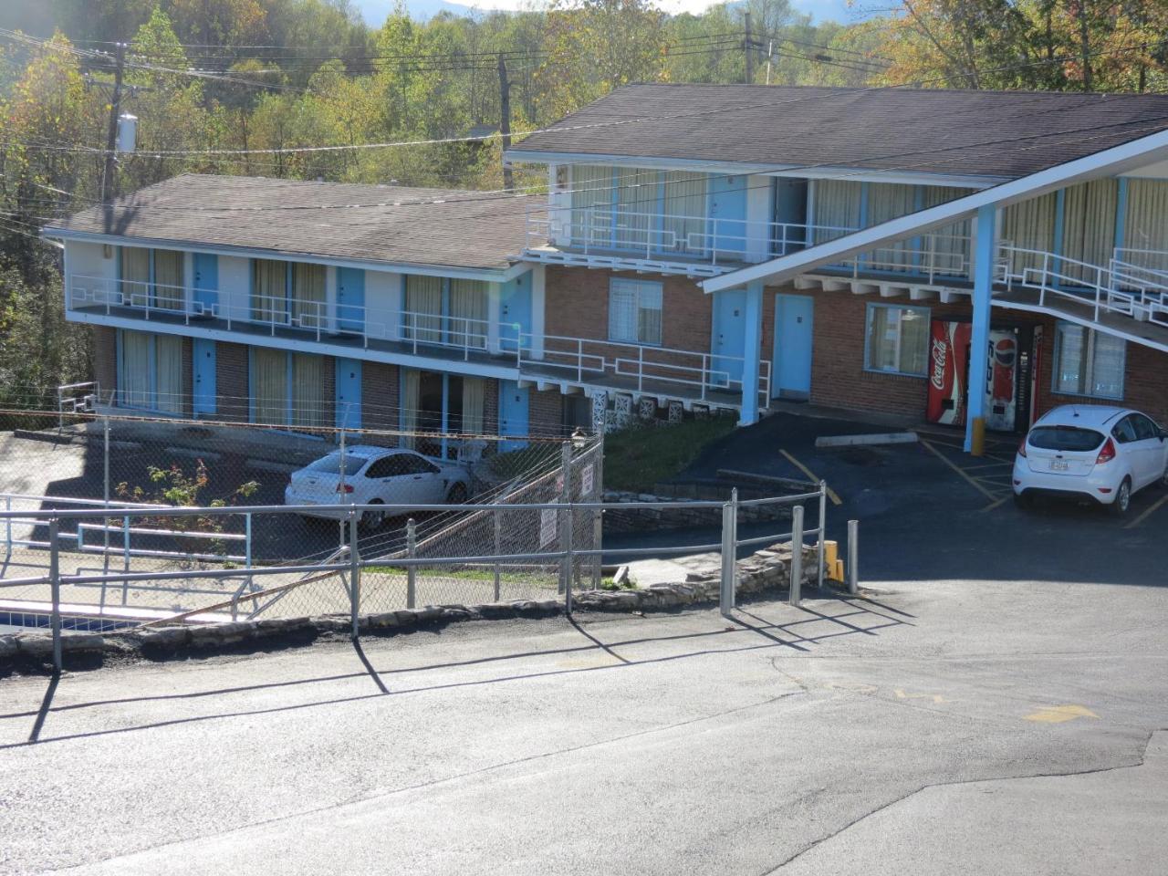 Boone Trail Inn Middlesboro Exterior foto